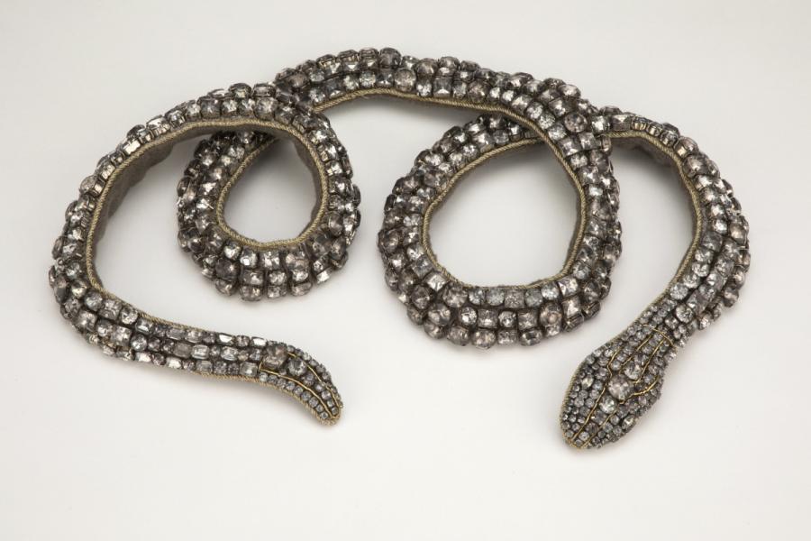 collar