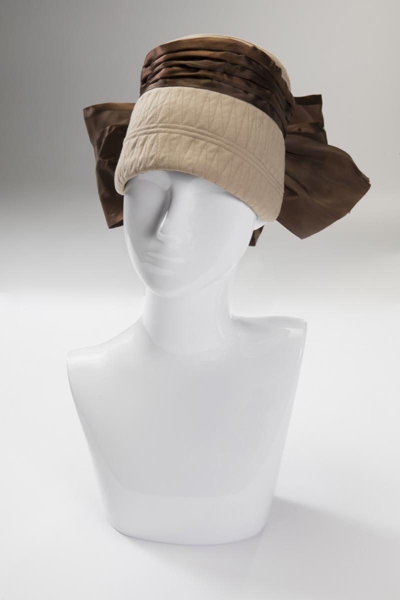 hat