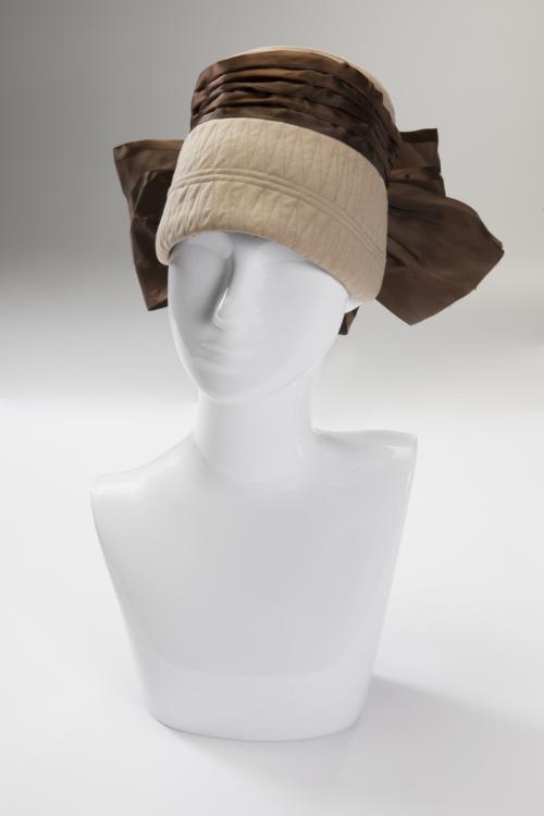 hat