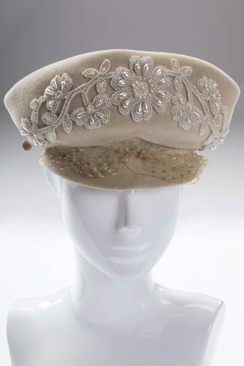 hat
